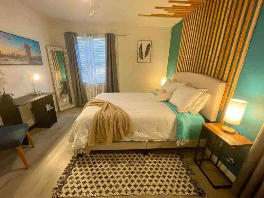 The Botanical Retreat, King Comfort & Poolside Peace 게인즈빌 외부 사진